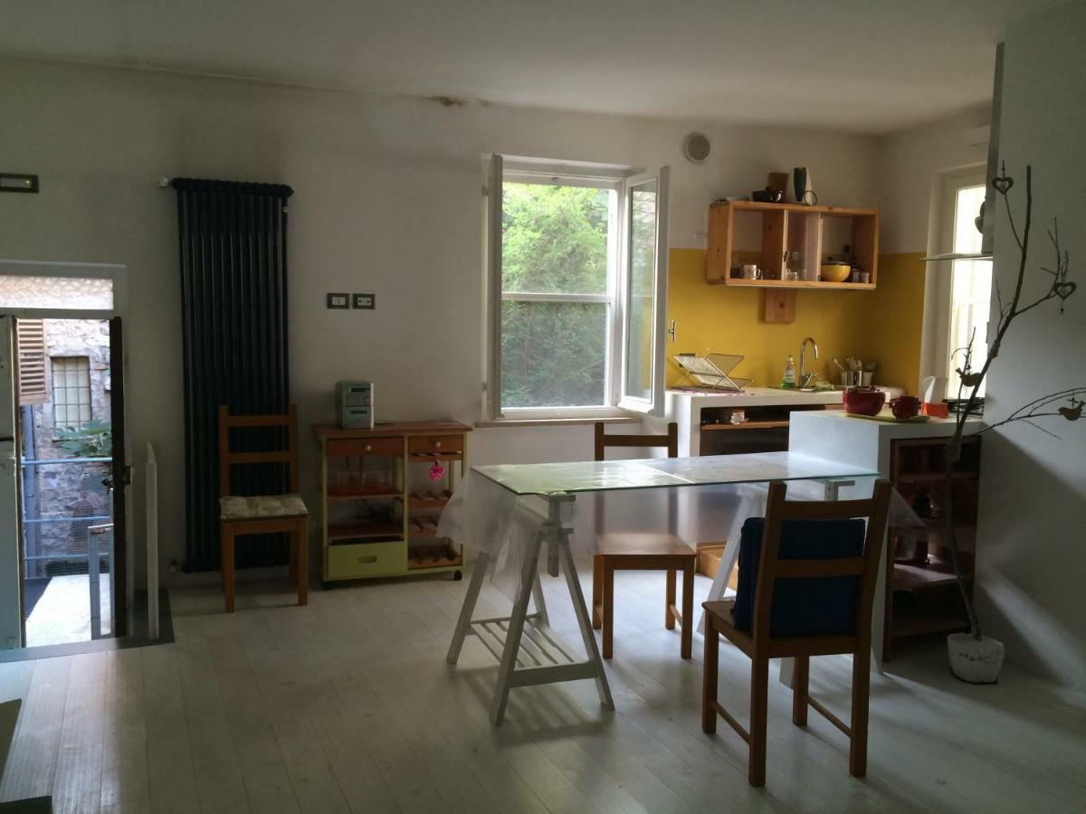 Blu Klein Daire Foligno Dış mekan fotoğraf